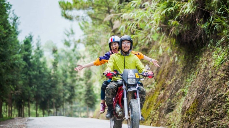 suối khoáng nóng ban mai retreat